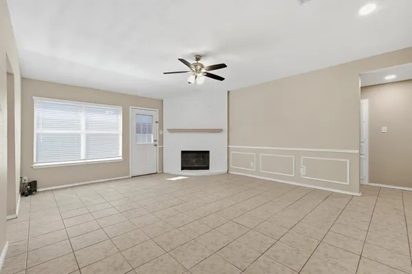 $2,050 | 7733 Liz Lane, Watauga, TX 76148