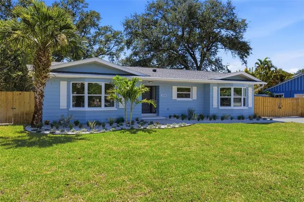 $899,900 | 2310 Harrison Drive, Dunedin, FL 34698