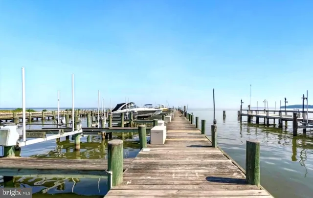 $329,500 | 10 Ericsson Avenue, Unit 31, Betterton, MD 21610