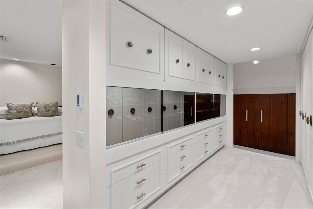 33 Aylesbury Road Worcester, MA 01609 - Photo 25 of 39