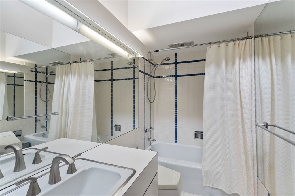 33 Aylesbury Road Worcester, MA 01609 - Photo 30 of 39