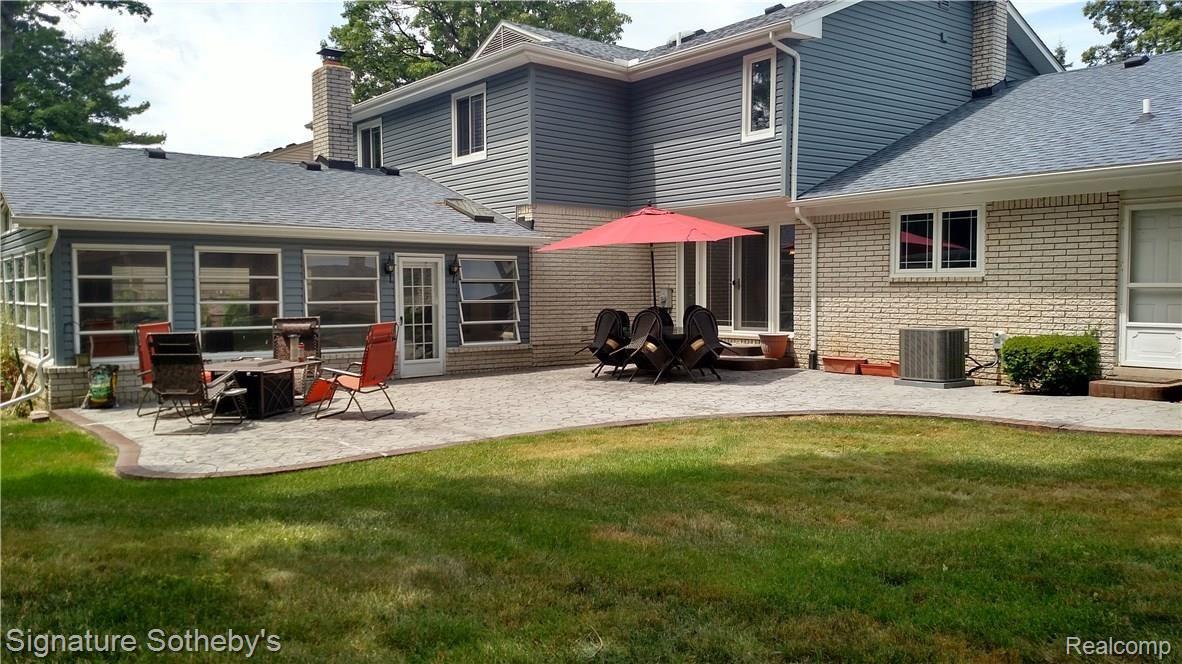 1606 North Kilburn Road Rochester, MI 48306 - Photo 26 of 27 IMG_20160703_140247297_HDR.jpg
