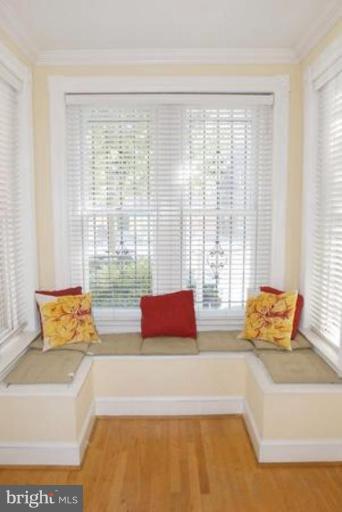 526 4th Street Northeast Washington, DC 20002 - Photo 3 of 12 Living Room #2