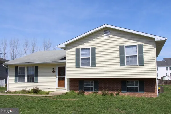 $2,295 | 8651 Chester Court, Easton, MD 21601