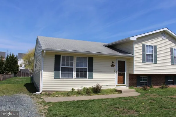 $2,295 | 8651 Chester Court, Easton, MD 21601