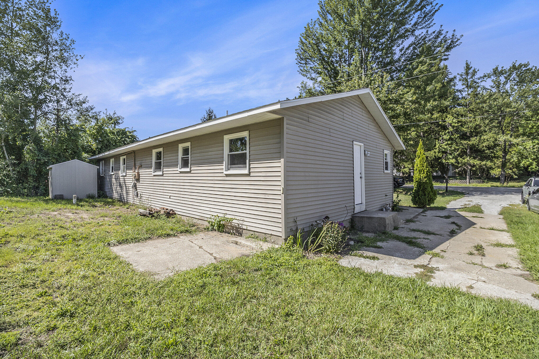 14360 Leonard Road Spring Lake, MI 49456 - Photo 25 of 32 024_file_971