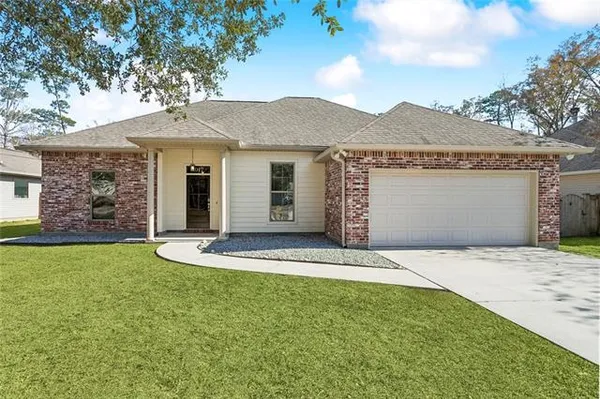 $355,000 | 1017 Foy Street, Mandeville, LA 70448