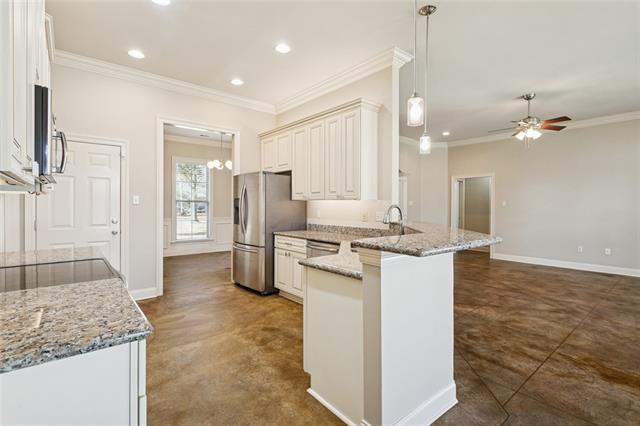 1017 Foy Street Mandeville, LA 70448 - Photo 4 of 18