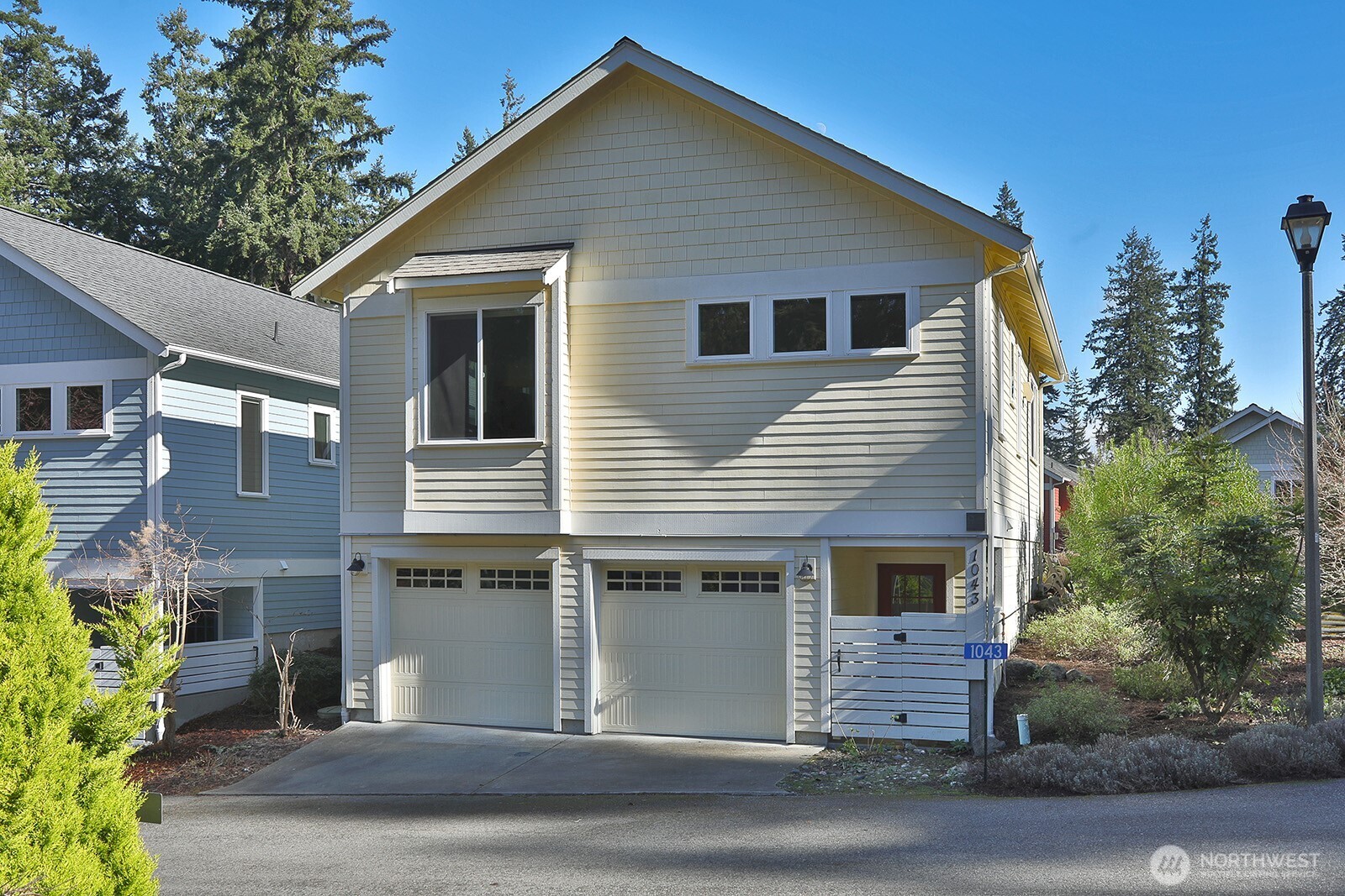 1043 Village Loop Langley, WA 98260 - Photo 6 of 40