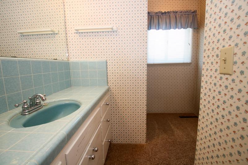 560 East Parlier Avenue Reedley, CA 93654 - Photo 38 of 77 Gallery Image 38