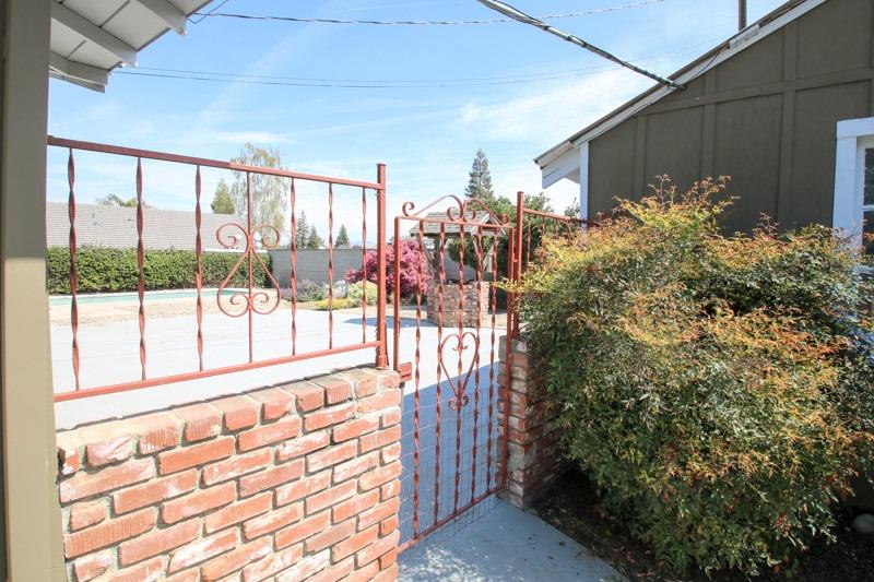 560 East Parlier Avenue Reedley, CA 93654 - Photo 64 of 77 Gallery Image 64