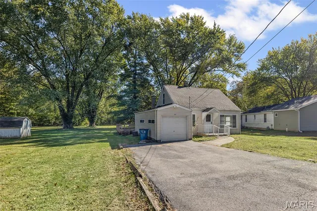 $99,000 | 347 Brookside Drive, Caseyville, IL 62232