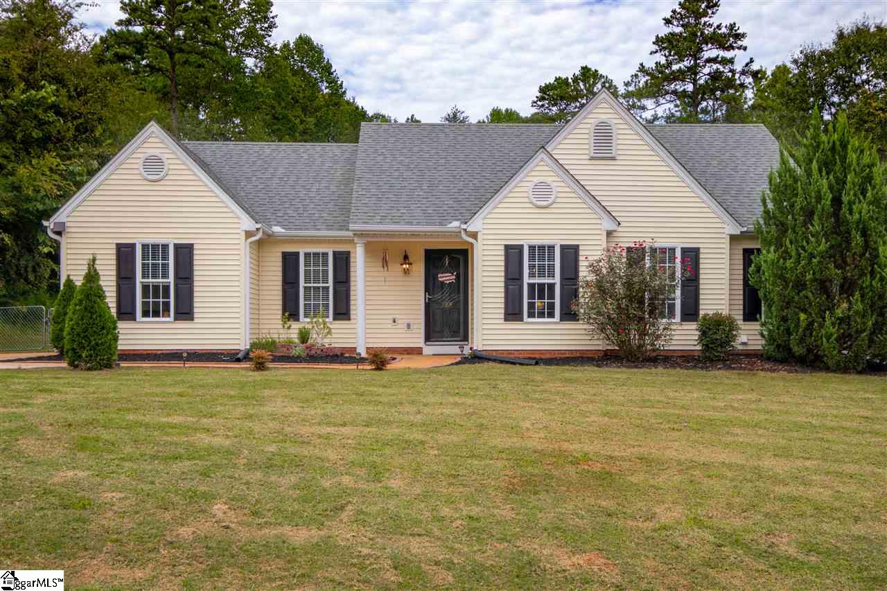 709 Sunny Shore Lane Anderson, SC 29621 - Photo 1 of 35