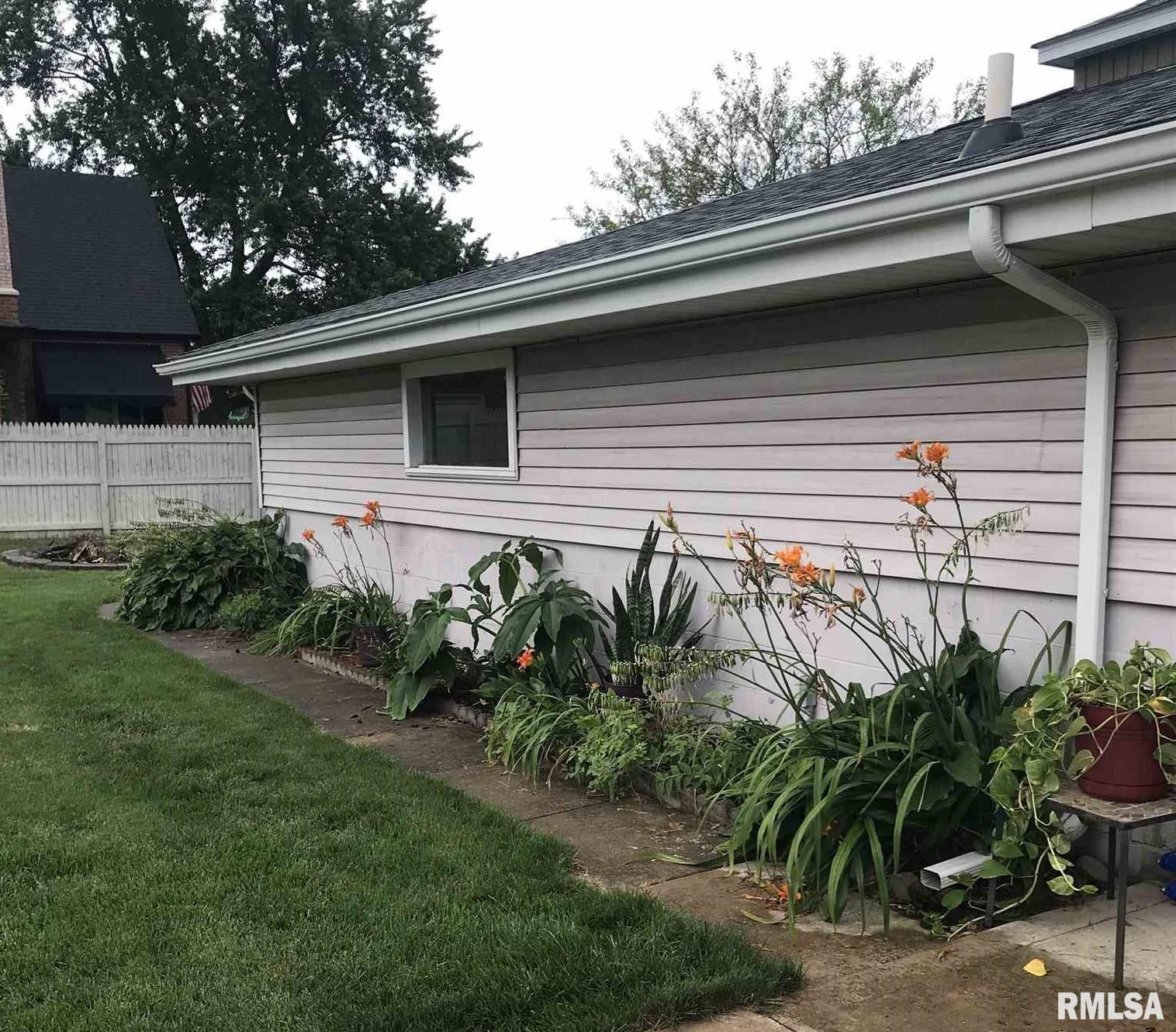 2617 Springfield Road East Peoria, IL 61611 - Photo 29 of 34 Gallery Image 29