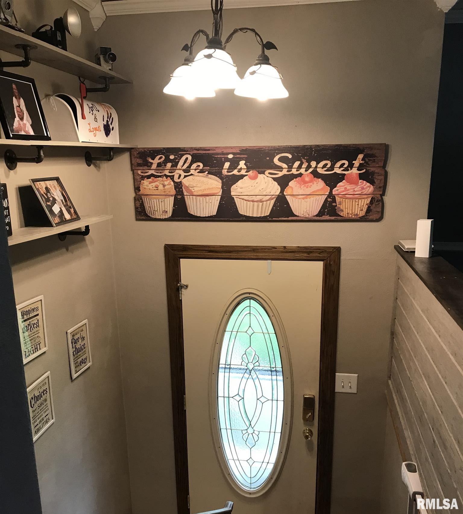 2617 Springfield Road East Peoria, IL 61611 - Photo 10 of 34 Gallery Image 10