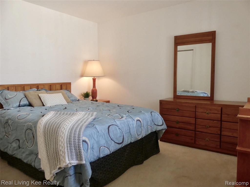 964 Wexford Way Rochester Hills, MI 48307 - Photo 13 of 25