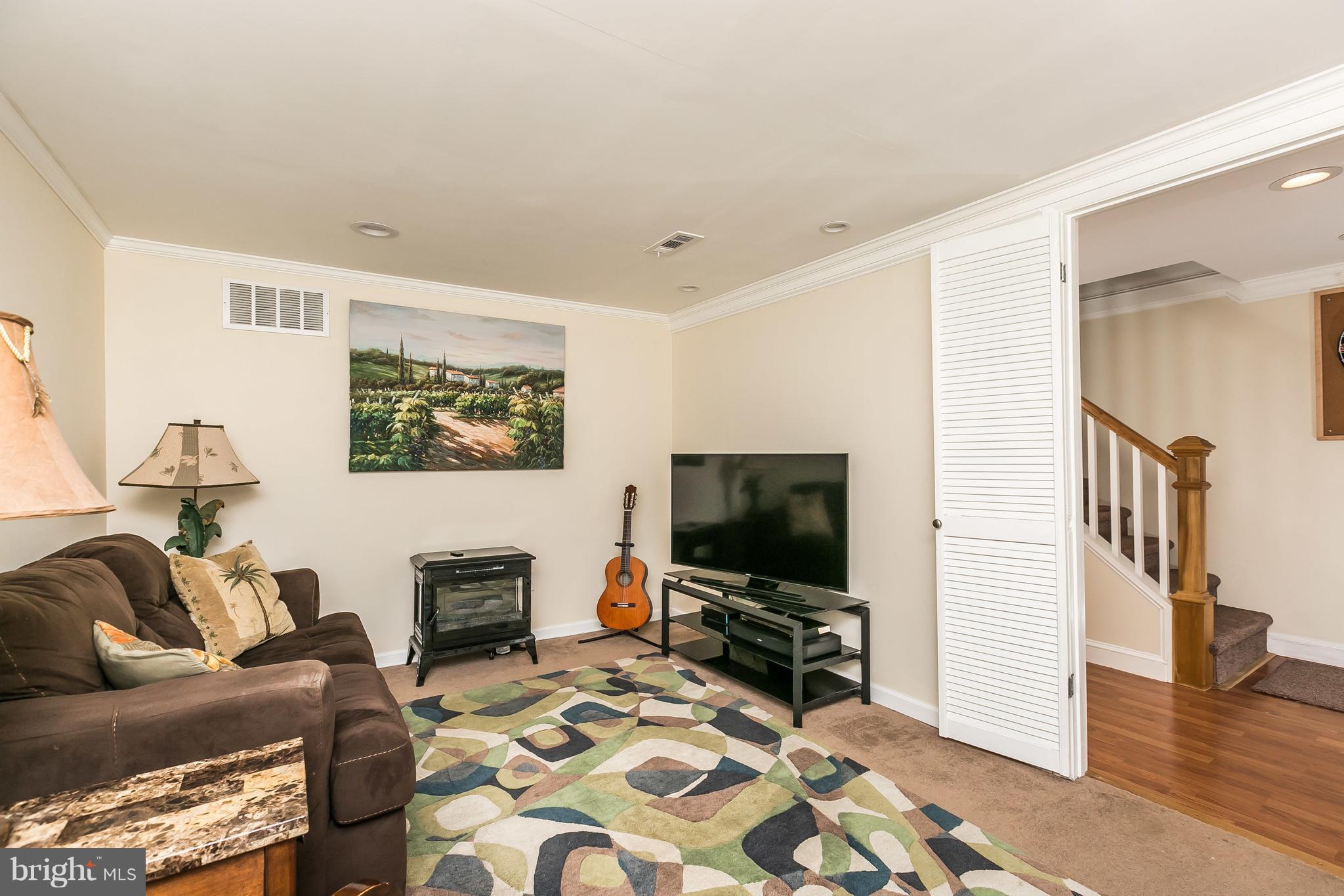 153 Stanmore Road Baltimore, MD 21212 - Photo 18 of 26 Family Room