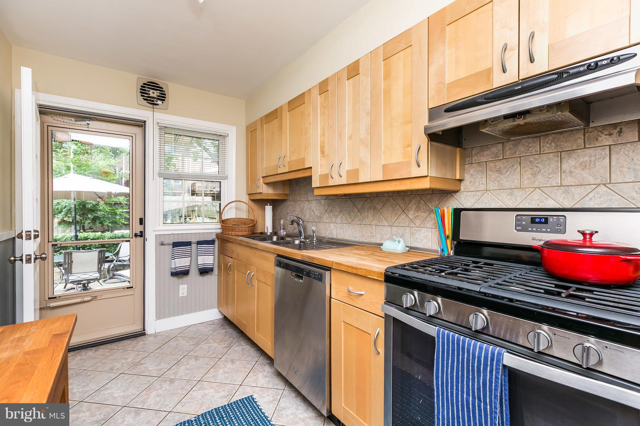 153 Stanmore Road Baltimore, MD 21212 - Photo 10 of 26 Kitchen