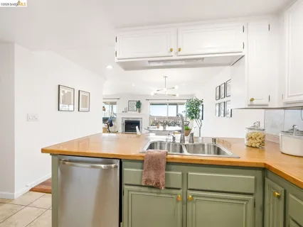 $699,000 | 57 Thousand Oaks Street, Oakland, CA 94605