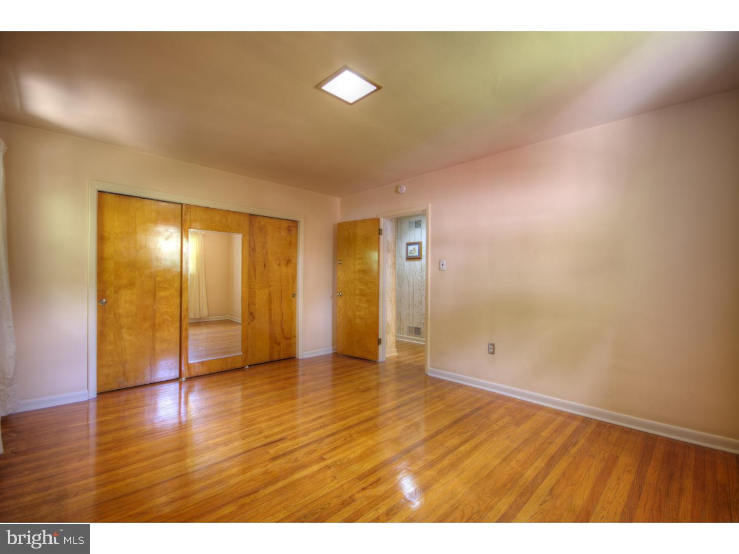 437 East Browning Road Bellmawr, NJ 08031 - Photo 12 of 24 Gallery Image 12