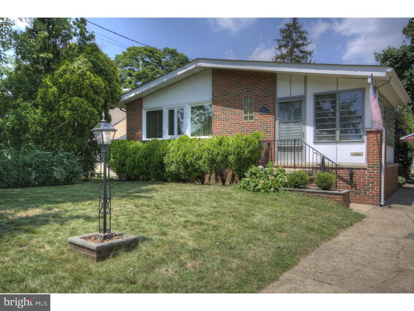 437 East Browning Road Bellmawr, NJ 08031 - Photo 4 of 24 Gallery Image 4
