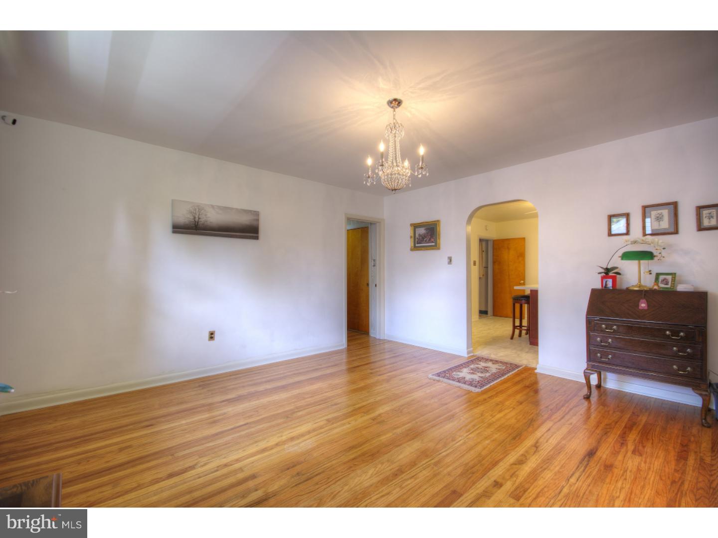 437 East Browning Road Bellmawr, NJ 08031 - Photo 8 of 24 Gallery Image 8