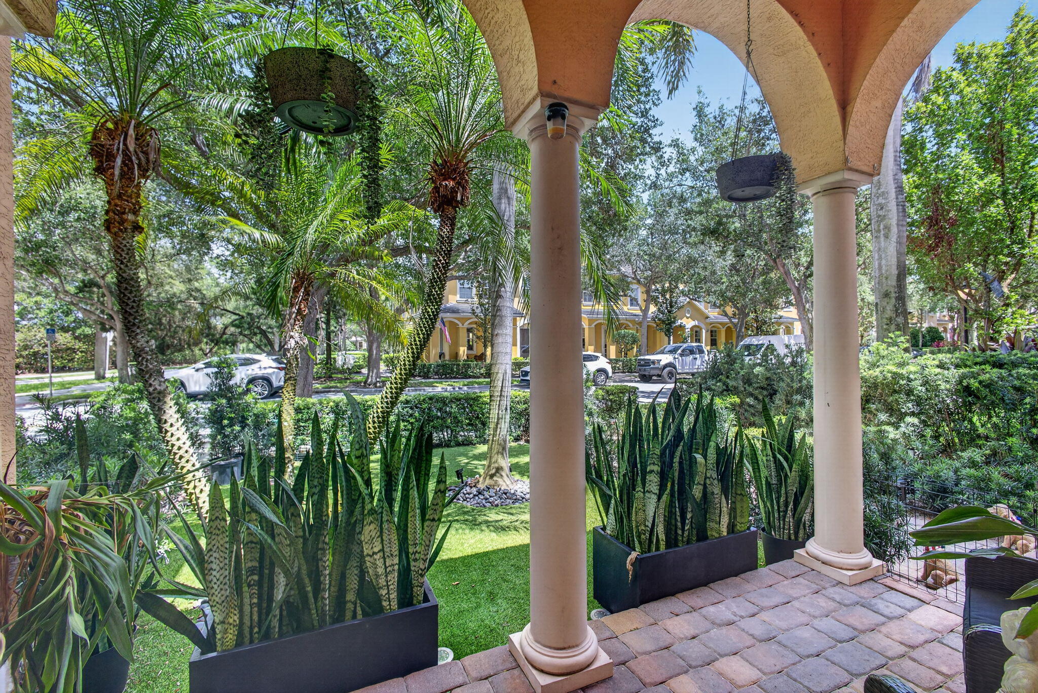 132 Midleton Way Jupiter, FL 33458 - Photo 5 of 64 42-web-or-mls-5D1A7852