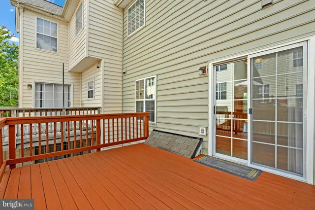 $605,000 | 2546 James Maury Drive, Herndon, VA 20171