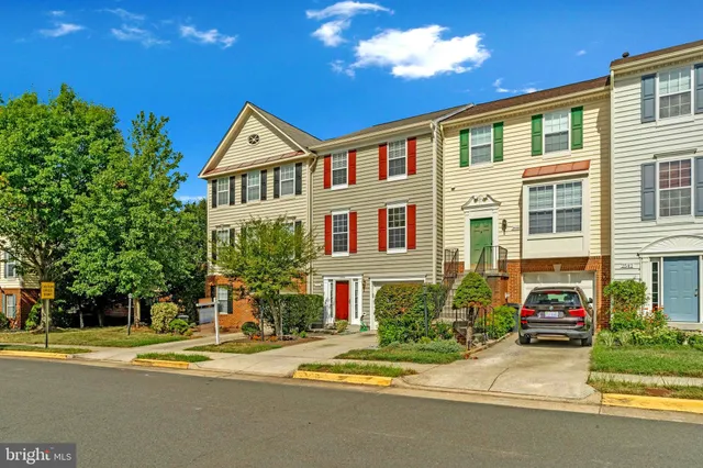 $605,000 | 2546 James Maury Drive, Herndon, VA 20171