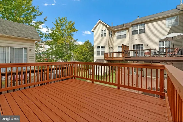 $605,000 | 2546 James Maury Drive, Herndon, VA 20171