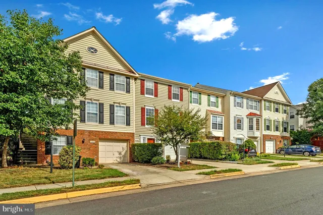 $605,000 | 2546 James Maury Drive, Herndon, VA 20171