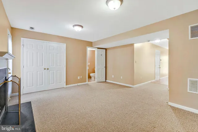 $605,000 | 2546 James Maury Drive, Herndon, VA 20171