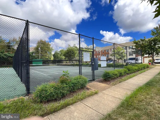 $605,000 | 2546 James Maury Drive, Herndon, VA 20171