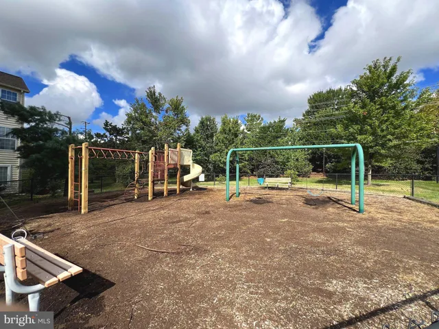 $605,000 | 2546 James Maury Drive, Herndon, VA 20171