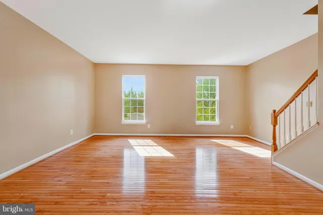 $605,000 | 2546 James Maury Drive, Herndon, VA 20171