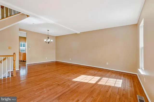 $605,000 | 2546 James Maury Drive, Herndon, VA 20171