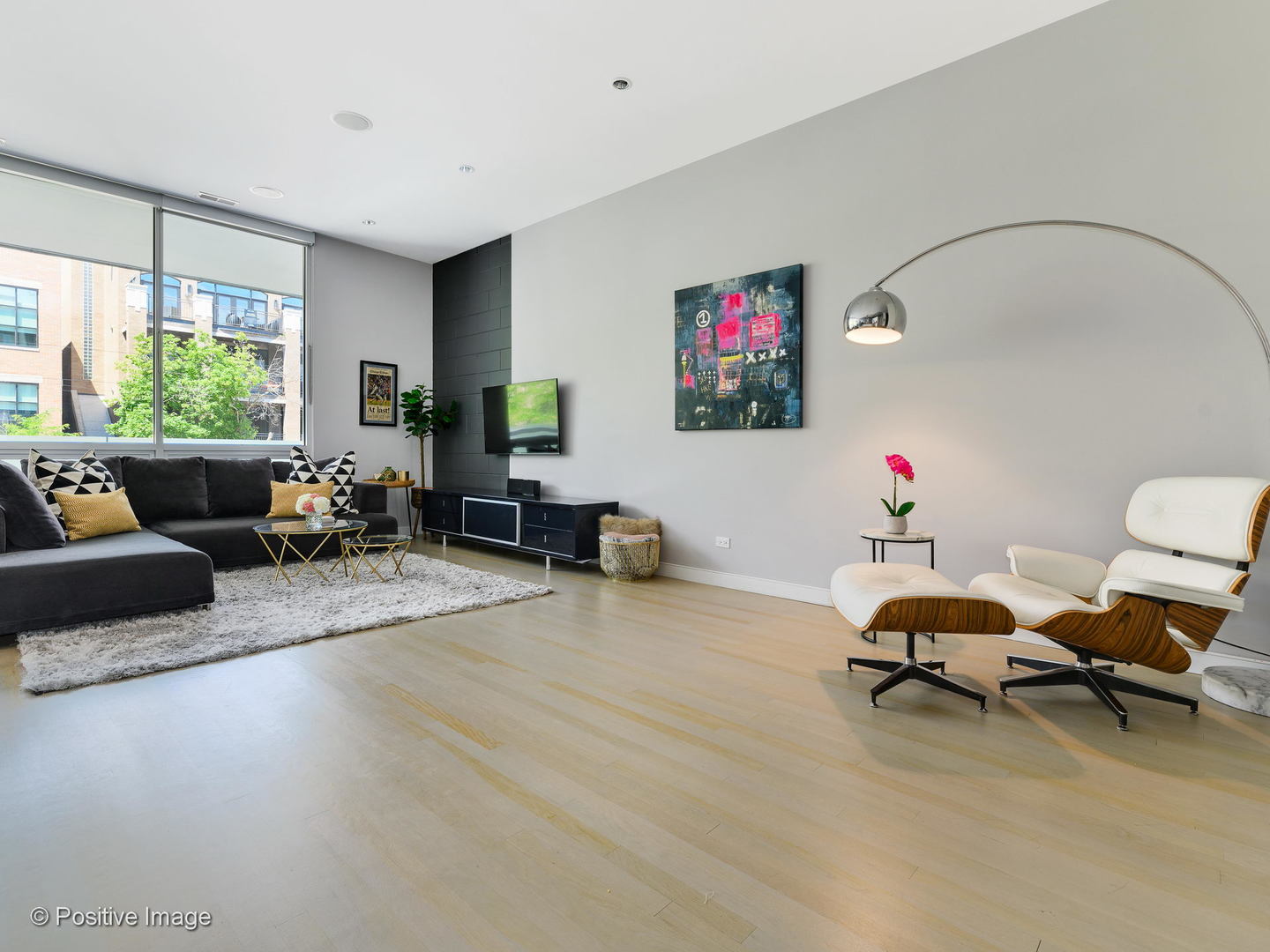 1711 West Division Street, Unit 203 Chicago, IL 60622 - Photo 16 of 28