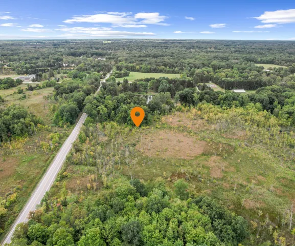 $165,000 | 20955 North Dixboro Road, South Lyon, MI 48178