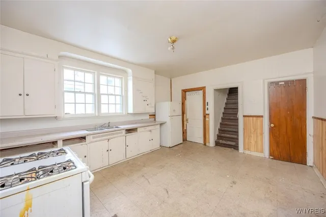 $79,900 | 221 Wood Avenue, Buffalo, NY 14211