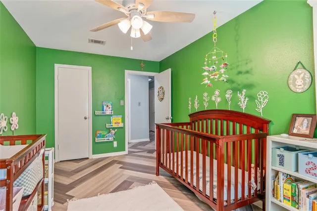 $235,700 | 2061 Winrock Boulevard, Unit 53, Houston, TX 77057