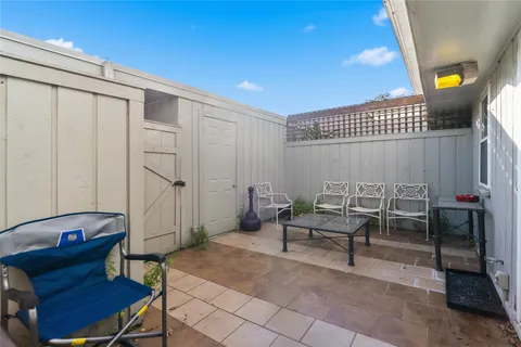 $235,700 | 2061 Winrock Boulevard, Unit 53, Houston, TX 77057