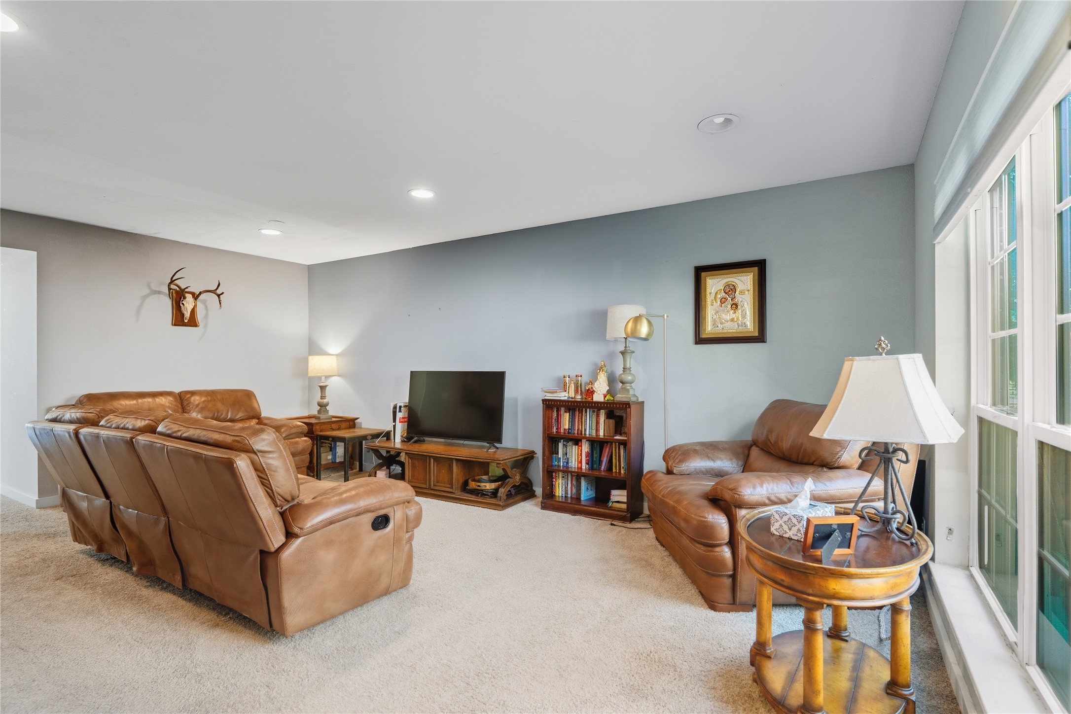 2061 Winrock Boulevard, Unit 53 Houston, TX 77057 - Photo 2 of 29