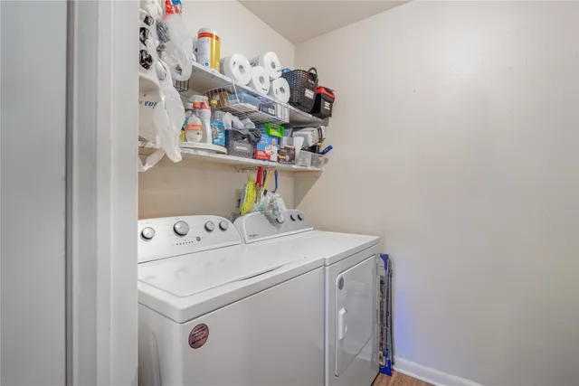 $235,700 | 2061 Winrock Boulevard, Unit 53, Houston, TX 77057