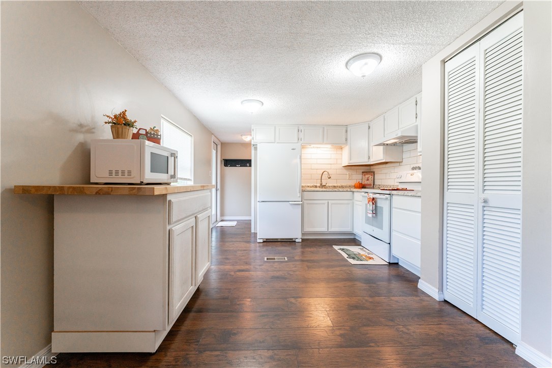 4374 Loblolly Bay Road Southwest LaBelle, FL 33935 - Photo 27 of 35 Gallery Image 27