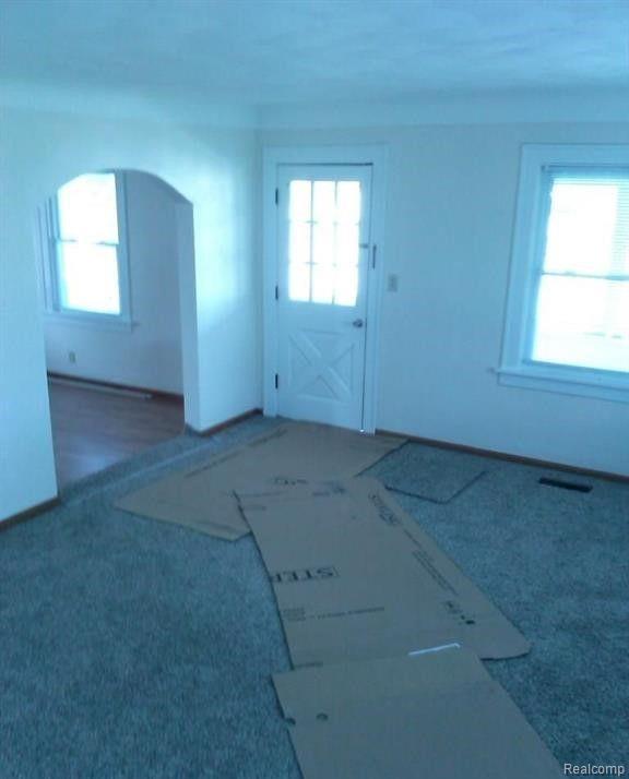 4237 Luna Pier Road Luna Pier, MI 48157 - Photo 25 of 28 home#1 living room