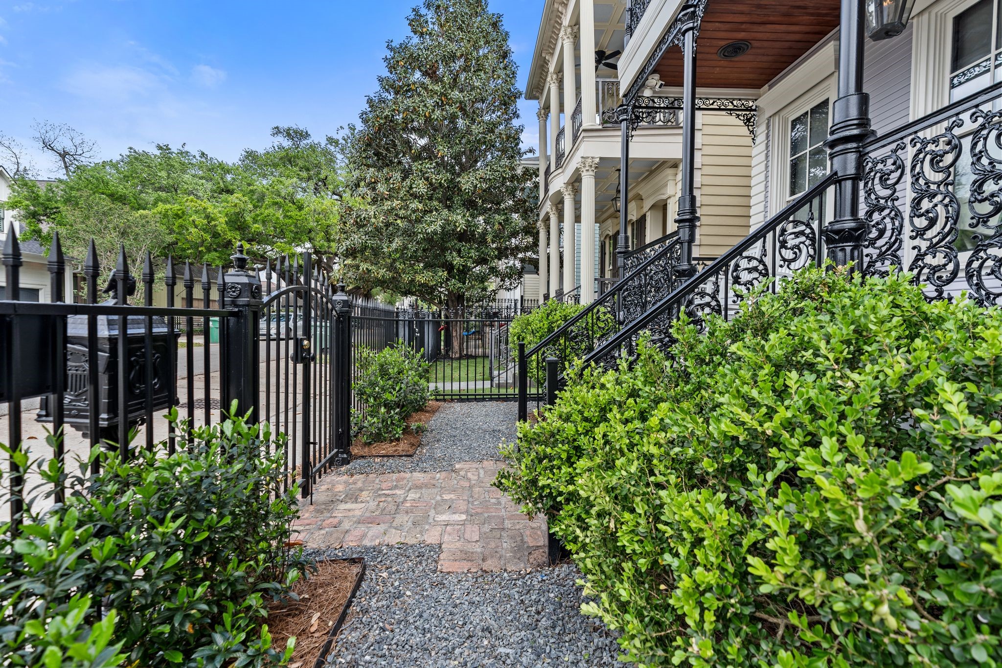 908 East 26th Street Houston, TX 77009 - Photo 2 of 30