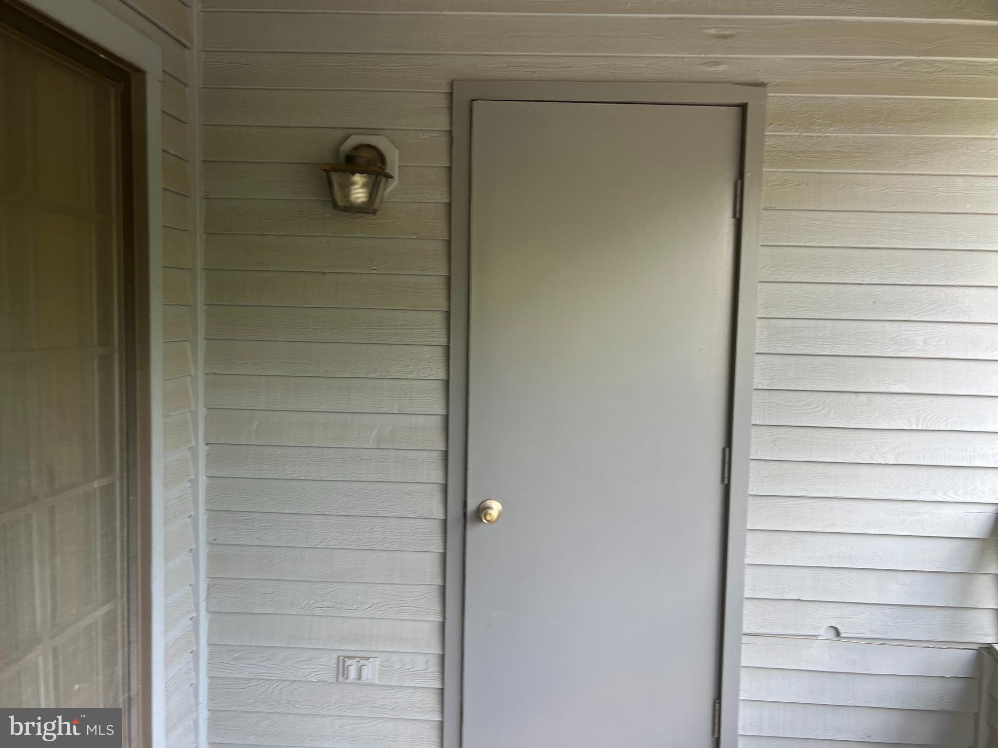 809 Woodhaven Drive Edison, NJ 08817 - Photo 37 of 40