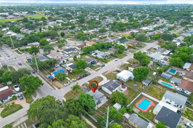 $3,100 | 6401 Grant Street, Hollywood, FL 33024