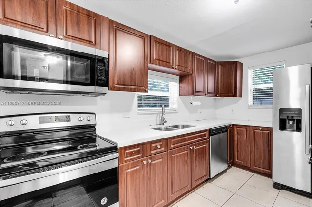 $3,100 | 6401 Grant Street, Hollywood, FL 33024