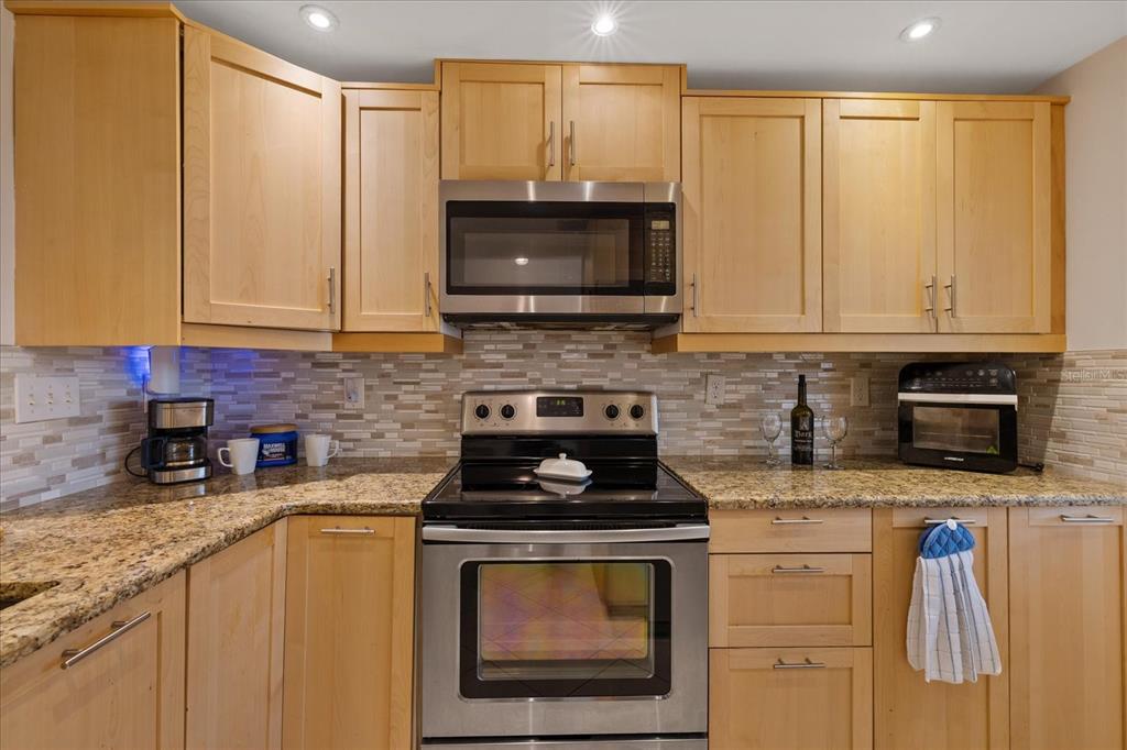 4243 Richmere Drive, Unit 3B New Port Richey, FL 34652 - Photo 7 of 32